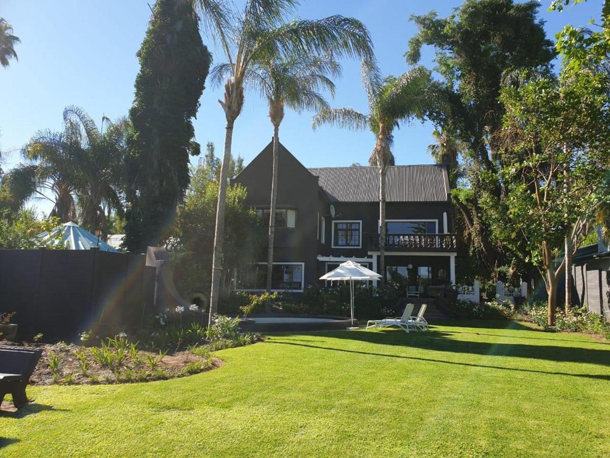 Le Must Residence Upington Zewnętrze zdjęcie
